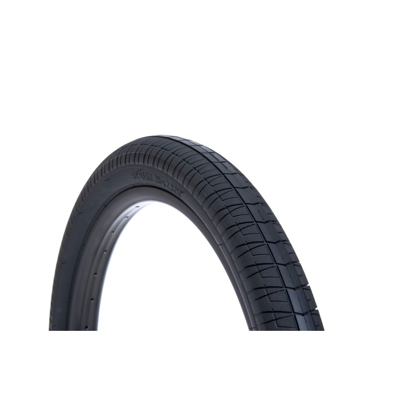 Salt Strike Tyre 65 Psi Black 20  X 2.35 